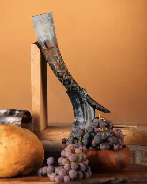 Drinking Horn with Stand - Holds Up to 16 Oz, Burnt Craft by REHMAN CRAFT