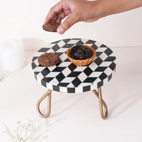 Retro Row Resin Cake Stand by REHMAN CRAFT